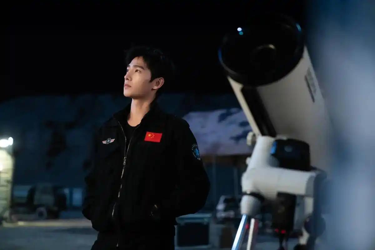 杨洋你是我的荣耀 #杨洋于途 于途的火爆出圈背 - 抖音