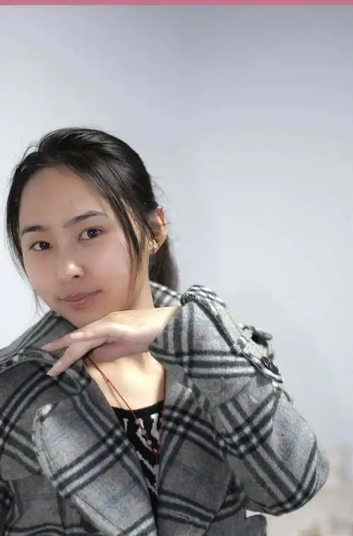 大家指点,俺刚刚开始学,偷发女友照片,50 1.8d d90