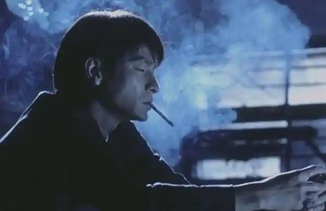 4个凌厉的点烟镜头,任贤齐霸气,刘德华深沉,看到他