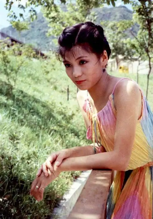 翁美玲高清美图