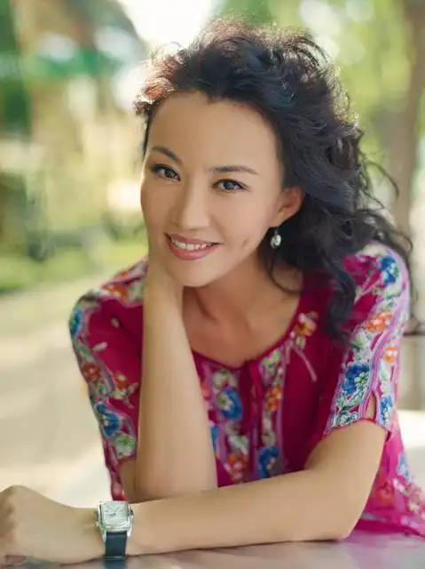 p>马丽,1966年3月15日出生于北京,毕业于 a target="_blank" href="