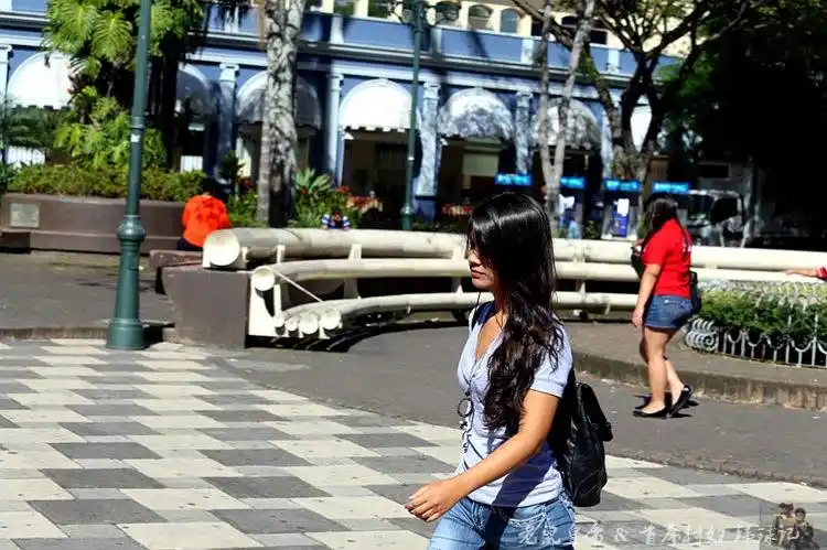 且把美酒比美女(哥斯达黎加连载14)