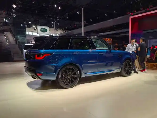 2021成都车展:售105.80万元 揽胜运动版墨蓝鎏光版正式上市