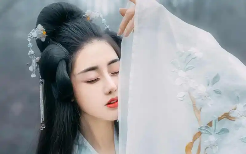 首页 桌面壁纸 古风美女唯美写真图片电脑壁纸上一张下一张查看原图