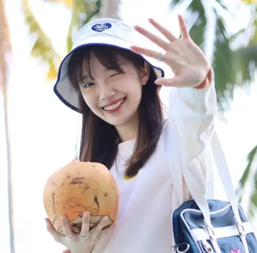 自截清新可爱女生头像