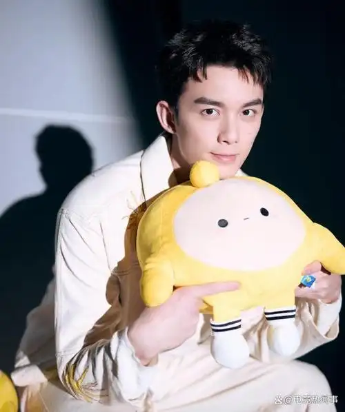 梦幻联动!吴磊降临《蛋仔派对》,磊迷游戏内直接打call?
