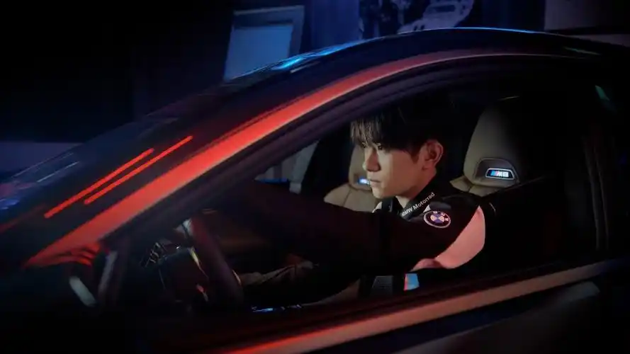 易烊千玺bmw宝马新生代代言人