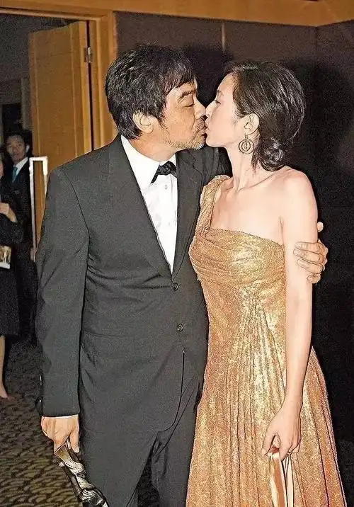 从不般配到恩爱24年,这对"黑白配"说:好的爱情是细水长流把你宠坏!