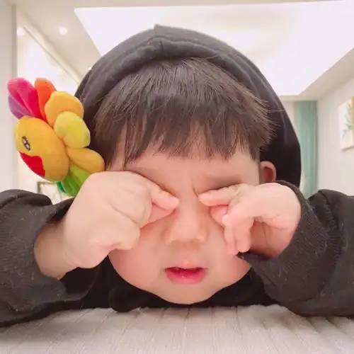 搞怪萌宝头像来一波0202