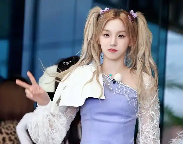 《跑男》下期要封神,宋雨琦好猛,郑恺太懵,baby不会又输了吧_名牌