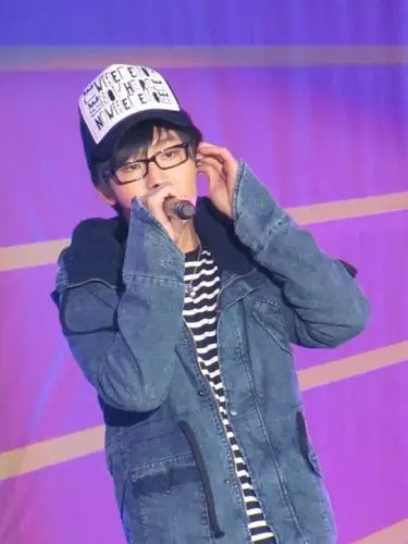 快男李炜海报定做 海报印刷 diy海报 明星海报制作 个人海报订做