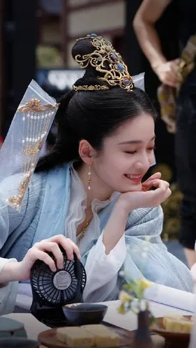 白发王妃 容乐 张雪迎