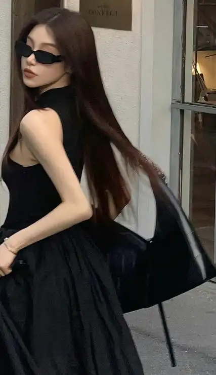 2023ins风高级不失质感黑色壁纸合集 这组壁纸真的好绝-腾牛个性网