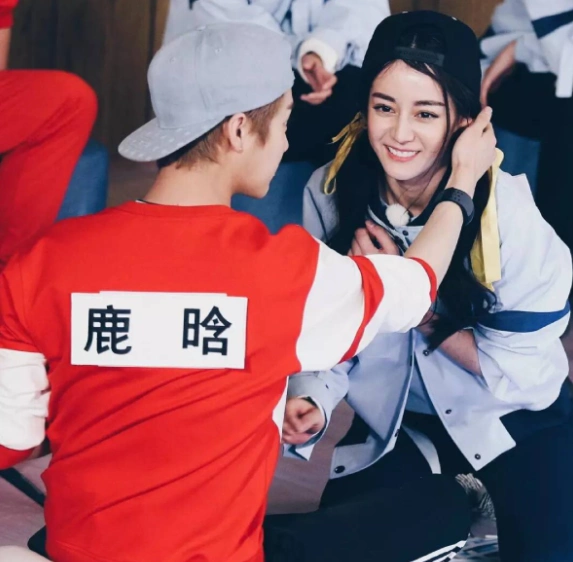 《跑男10》噩耗不断,2位mc相继离开,疑似鹿晗迪丽热巴补位