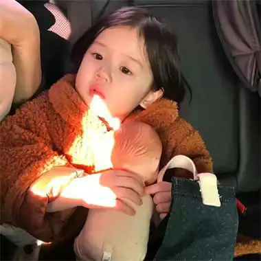 清新可爱高清小女生头像图片 最受欢迎的萌娃微信女头合集_女生头像