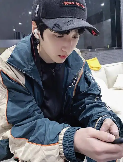 严浩翔神仙女友视角爱啦爱啦06