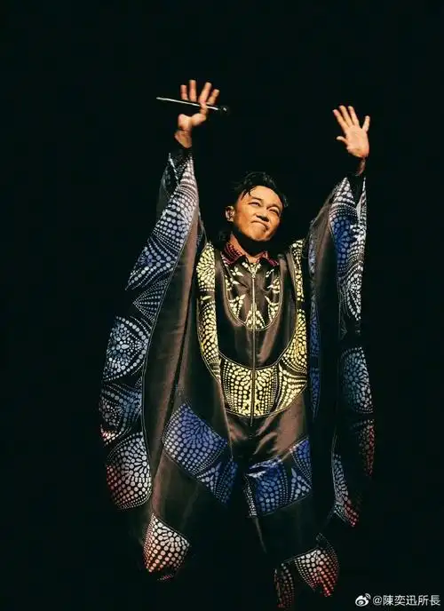 陈奕迅澳门抢票##陈奕迅澳门演唱会9场全售罄
