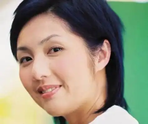 杨千嬅情史录,擦肩陈弈迅,情散郑中基,她为什么嫁给了丁子高?