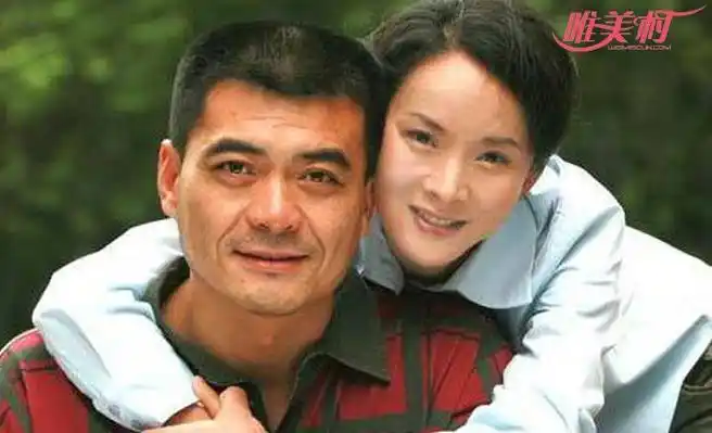 王新军和前妻唐静婚照曝光前妻背景惊人婚姻遭小三插足