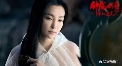 50岁李冰冰:自曝怕冷长期失眠,人生经历太艰难,如今怎样了?