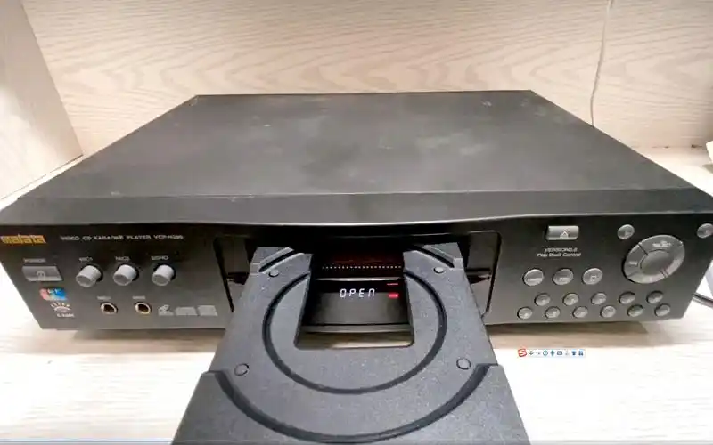 让日本赚足了专利费当年卖1000多的万利达vcd拆解看看到底值不值