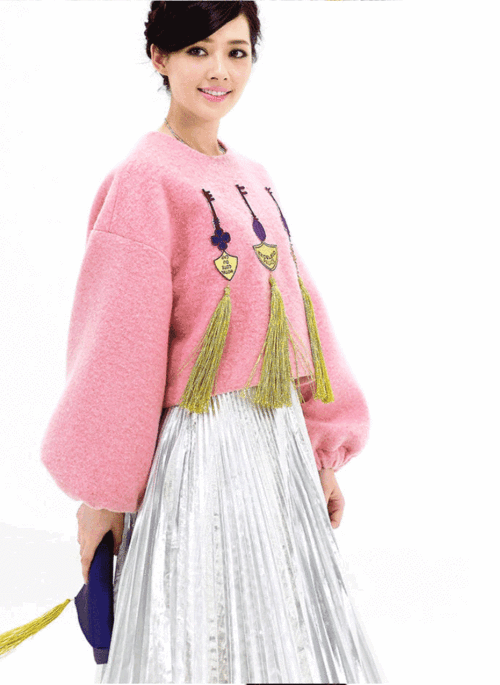 女神新装郭碧婷同款粉色流苏挂饰灯笼长袖宽松长袖卫衣羊毛呢套装