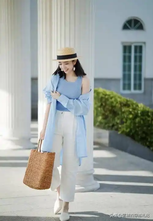 白色裤子配什么鞋子白色裤子配什么鞋图片