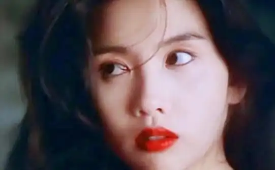 邱淑贞还是那么美岁月无伤依旧是年轻时的模样