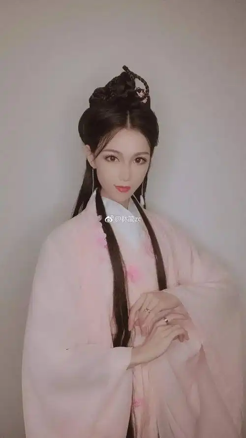 网友发起了"第一届女装大佬"竞赛,我竟然被一群男孩子美到惊呆!