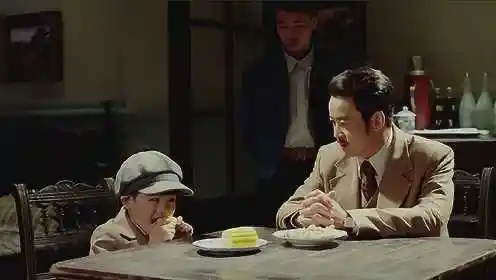 速看《红蔷薇》第26集 夏雨竹儿子和平被绑架