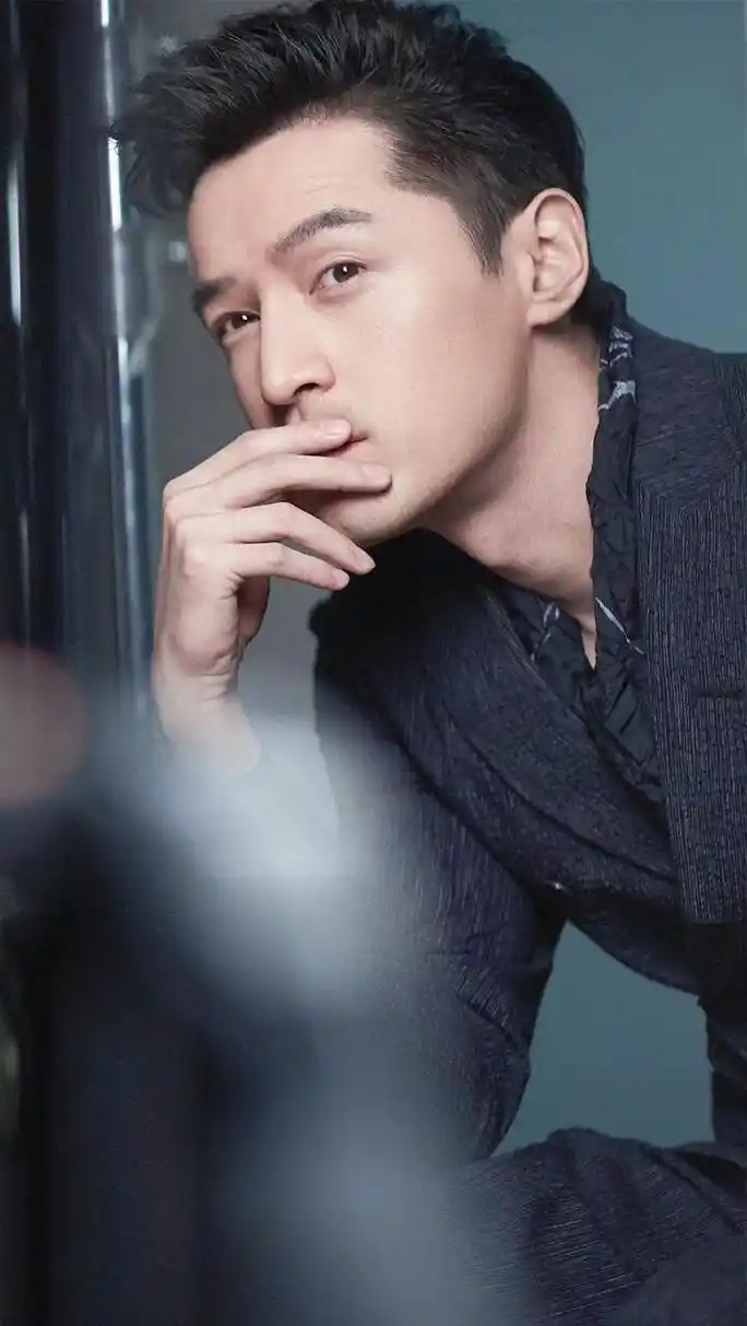 男神胡歌高清壁纸 还记得小学三年级的时候,看了电视剧《仙剑奇侠传》