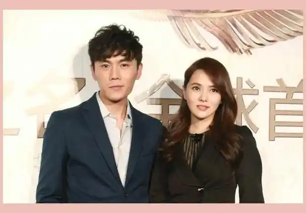 秦昊娶大十岁伊能静,人生轨迹偏离常规