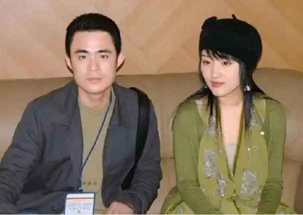 49岁杨钰莹终于在深圳结婚了,新郎原来是他!_赖文锋_鲍毅_甜歌