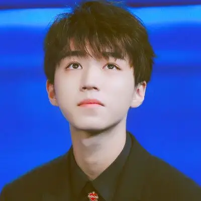 王俊凯蓝色头像