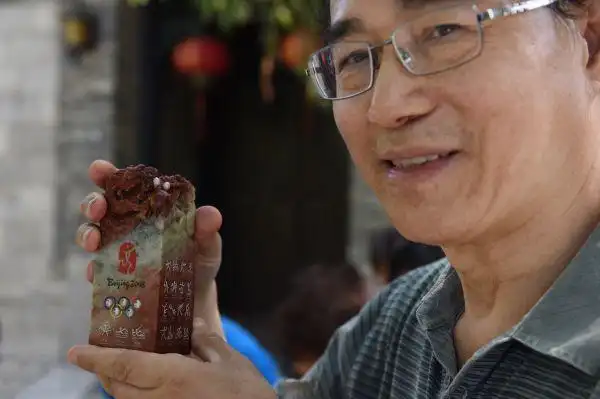 寻找济南文化符号——微雕大师王天明