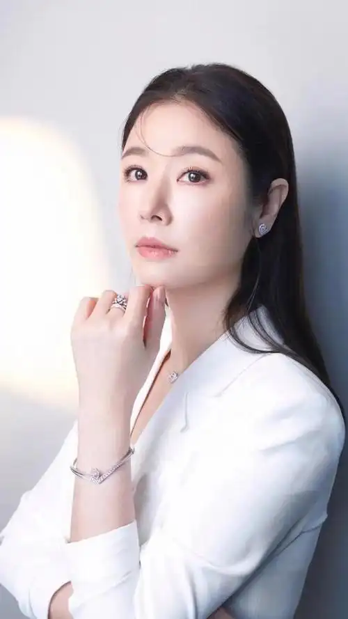 林心如大美女楚楚动人