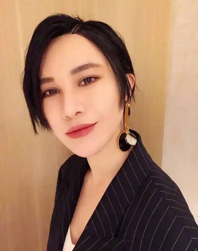 尚雯婕公开承认买水军上热搜背后原因惹网友吐槽