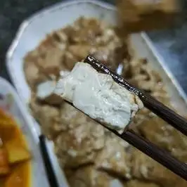烹饪小爱做的自制石膏豆腐