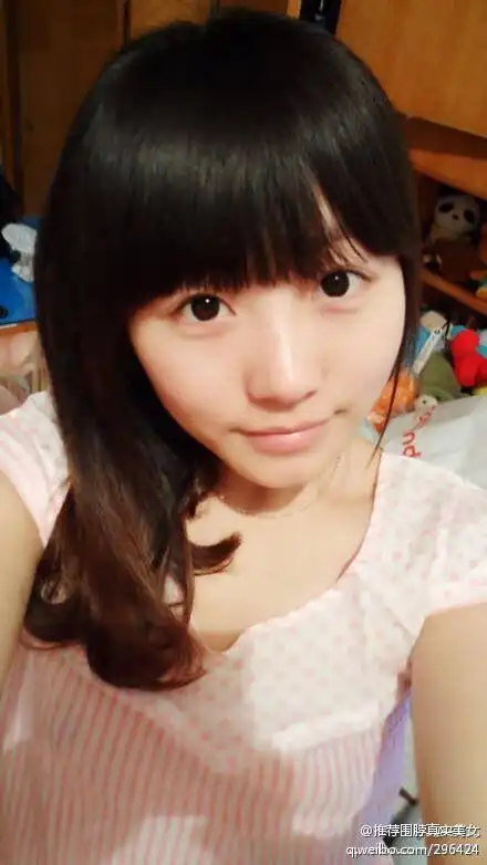 奕雄采集到小女友