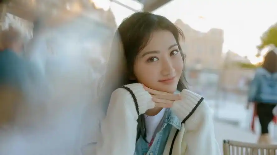 小仙女景甜时尚街拍写真,高清壁纸图片,大陆明星-回车桌面