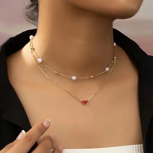 跨境新款珍珠项链女复古时尚设计感叠戴爱心锁骨链秋冬毛衣链批发