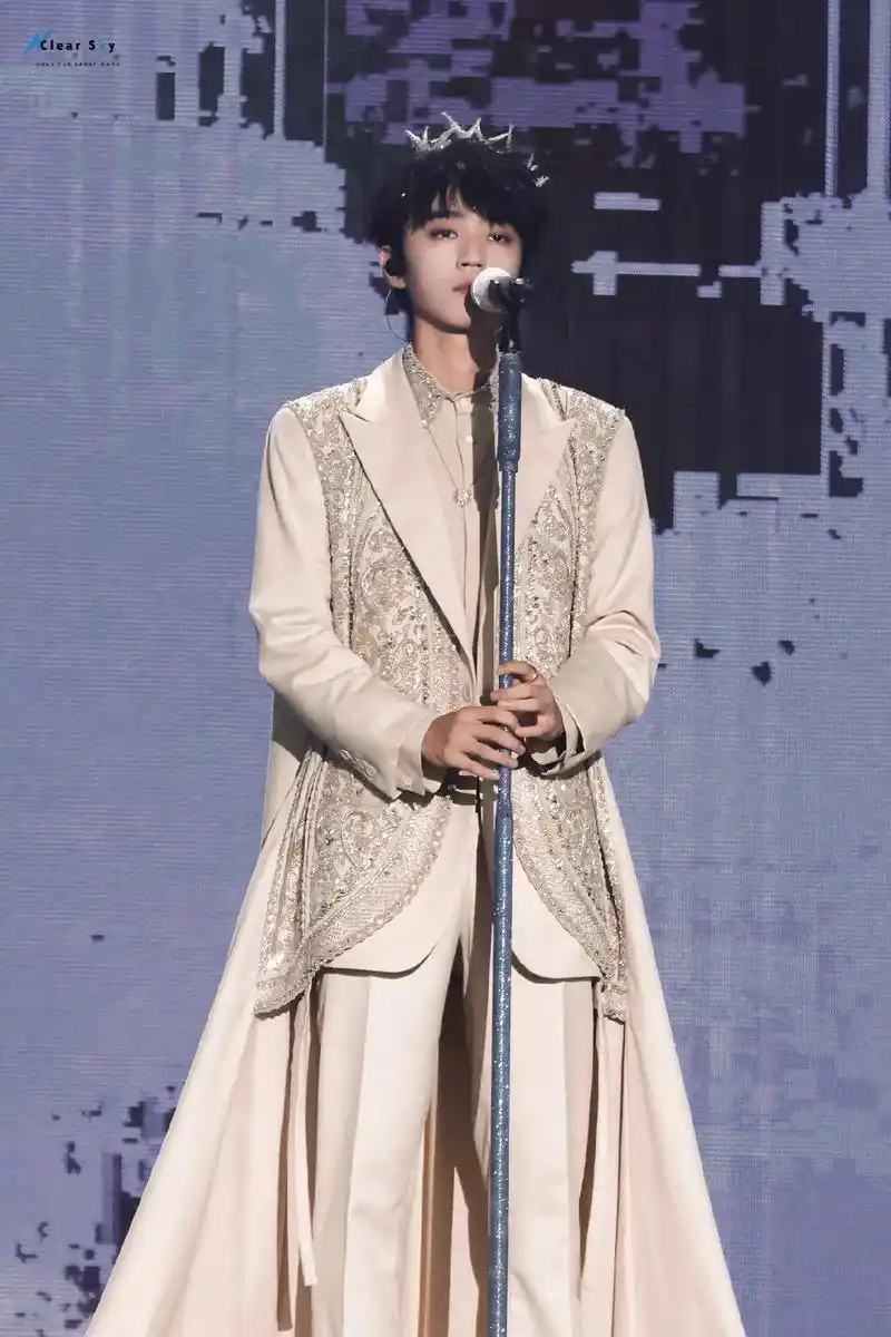 打歌打歌.#王俊凯 #新歌 #王俊凯舞台照 - 抖音