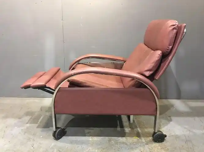 recliner dialysis chair