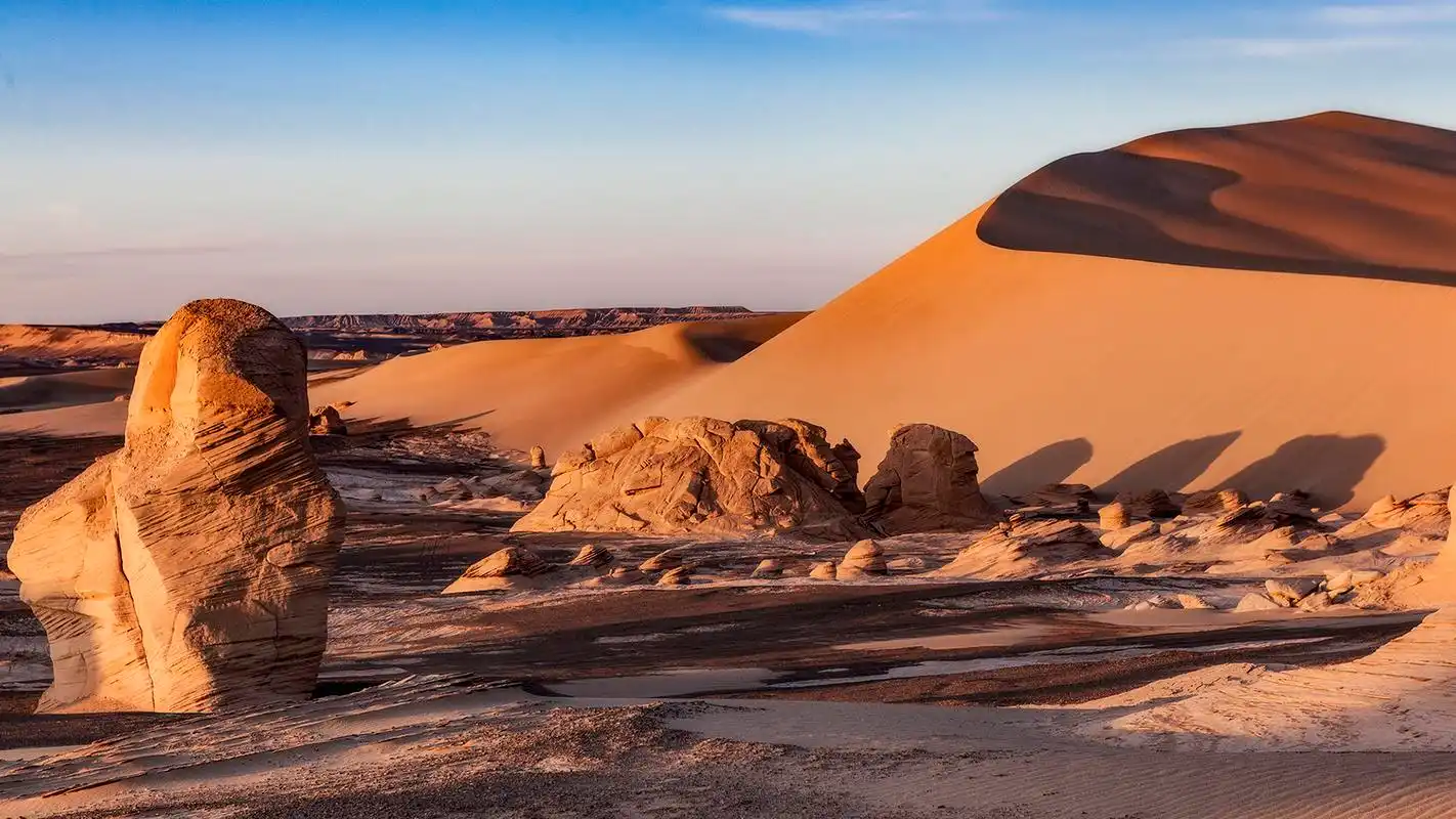 新疆罗布泊风景摄影高清宽屏壁纸