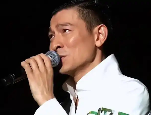 入行40年,再看刘德华现在的处境,王晶说过的话全都应验了