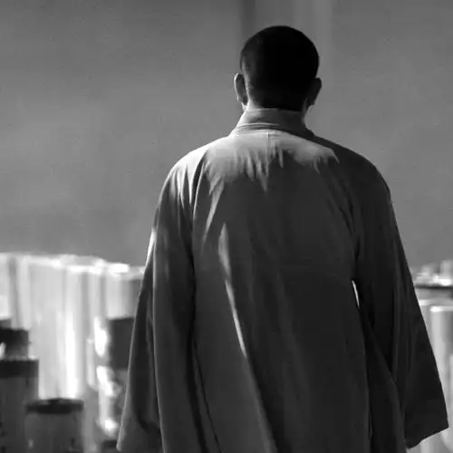 福建一男子失踪8天变光头自称被人强逼当和尚