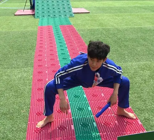 奔跑吧兄弟同款指压板tpe韩国加强版指压垫按摩垫跑男趾压板29*39