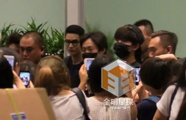 姐弟恋疑曝光!宋茜杨洋同住酒店蜗居多日