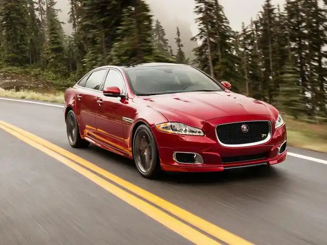 2014年jaguar捷豹xjr加长型汽车高清壁纸