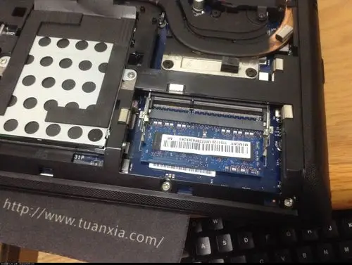 联想g400或者g490谁提供一下d面拆开图片